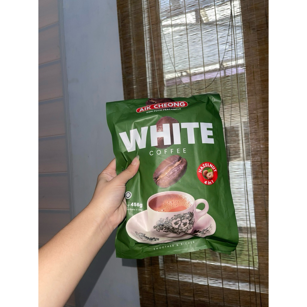 

AIK CHEONG Hazelnut 4in1 White Coffee 12 sachet x 38gr (456gr) Best Before 24/01/2027 Malaysia