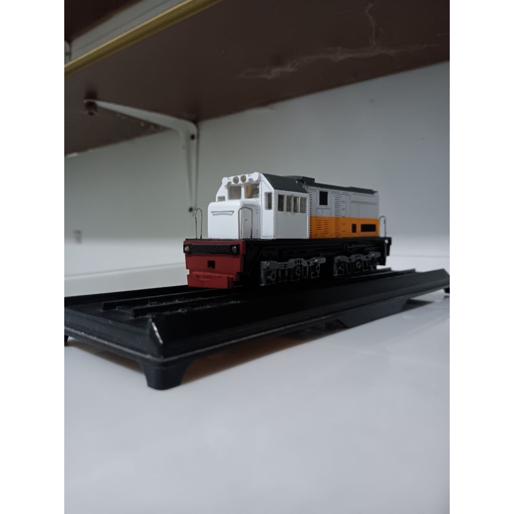 Lokomotif mini Cc201