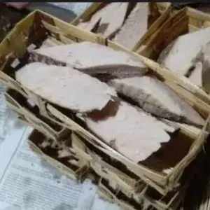 

Pindang Tongkol Potong ukuran sedang