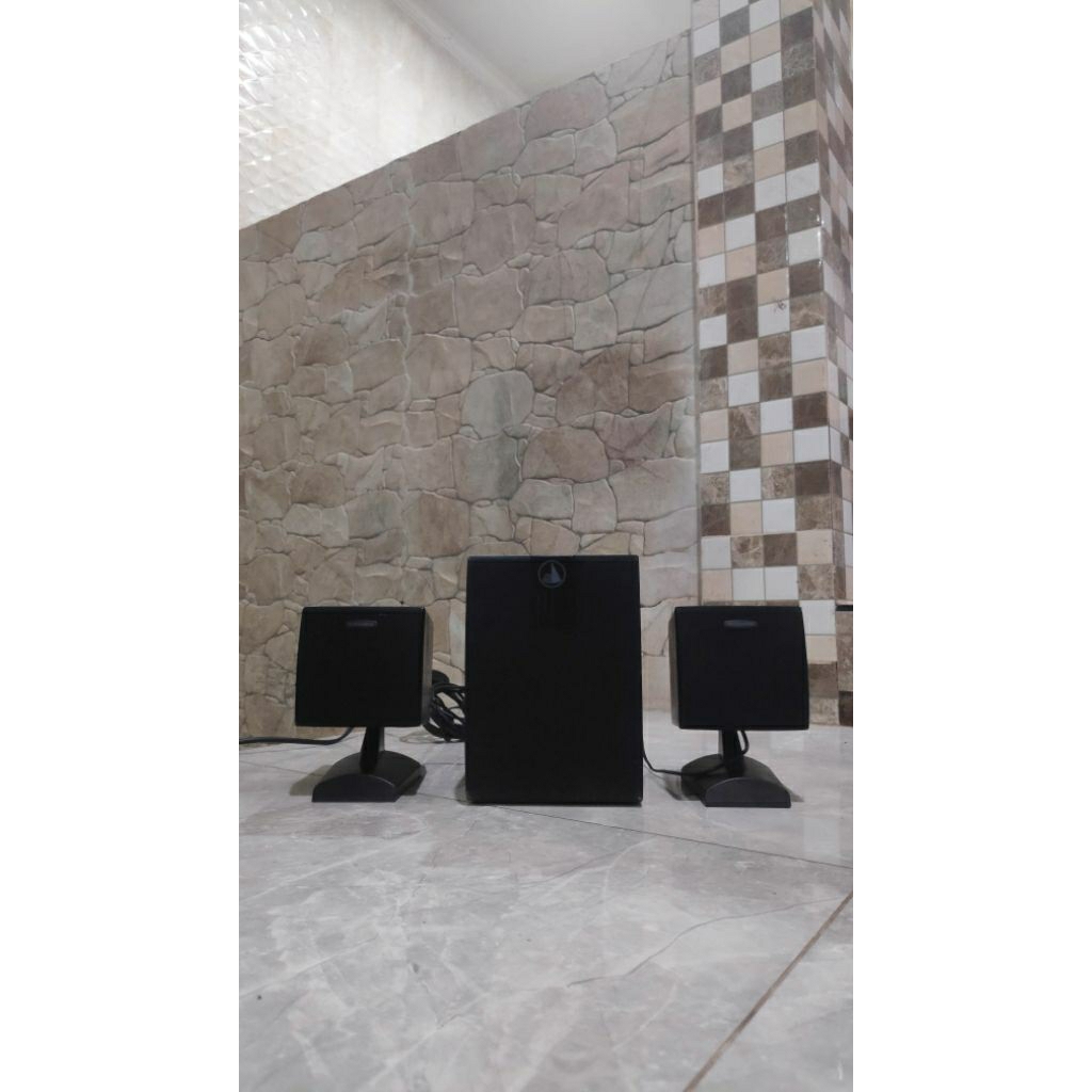 Speaker Komputer Simbadda CSTz100 Bekas