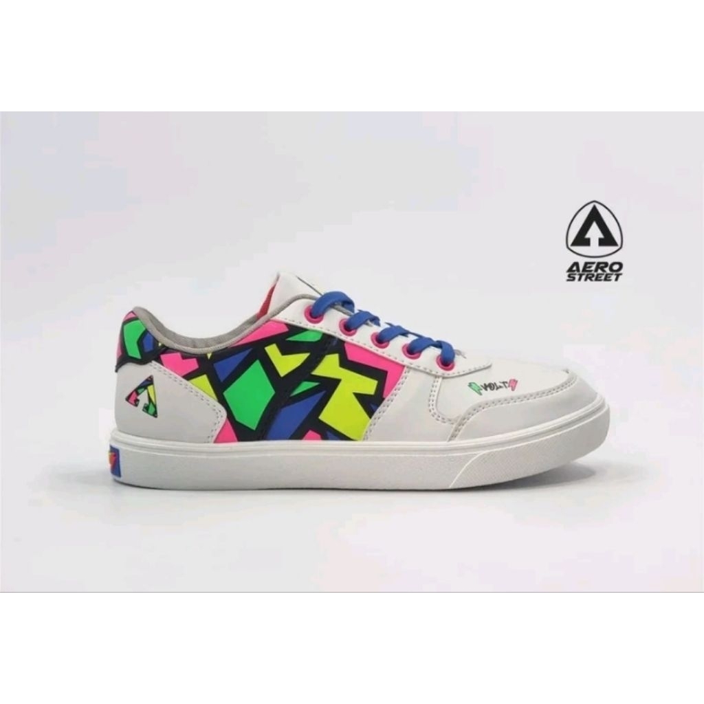 Sepatu Aerostreet Volt Putih