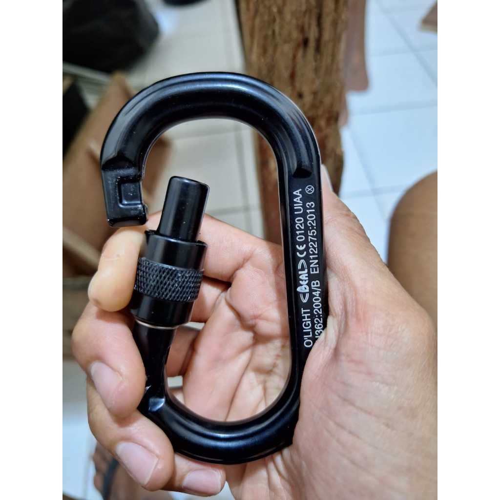 Carabiner oval screw beal o'light