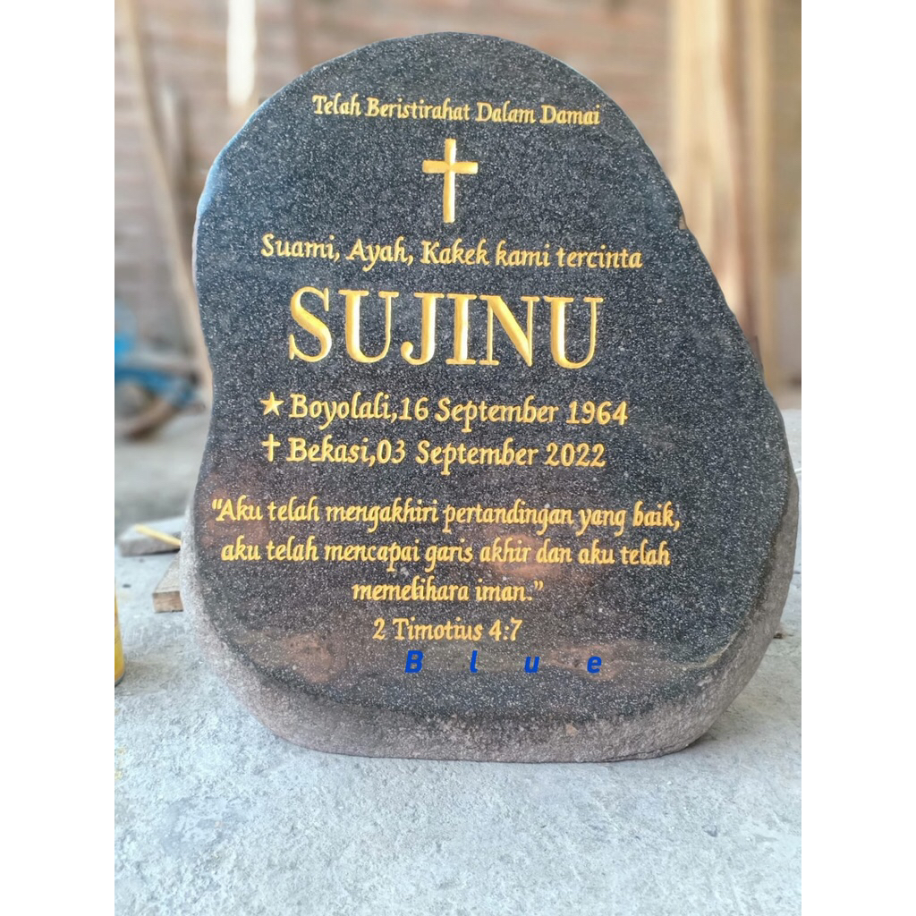 Batu Nisan makam batu alam/Batu nisan Kristen