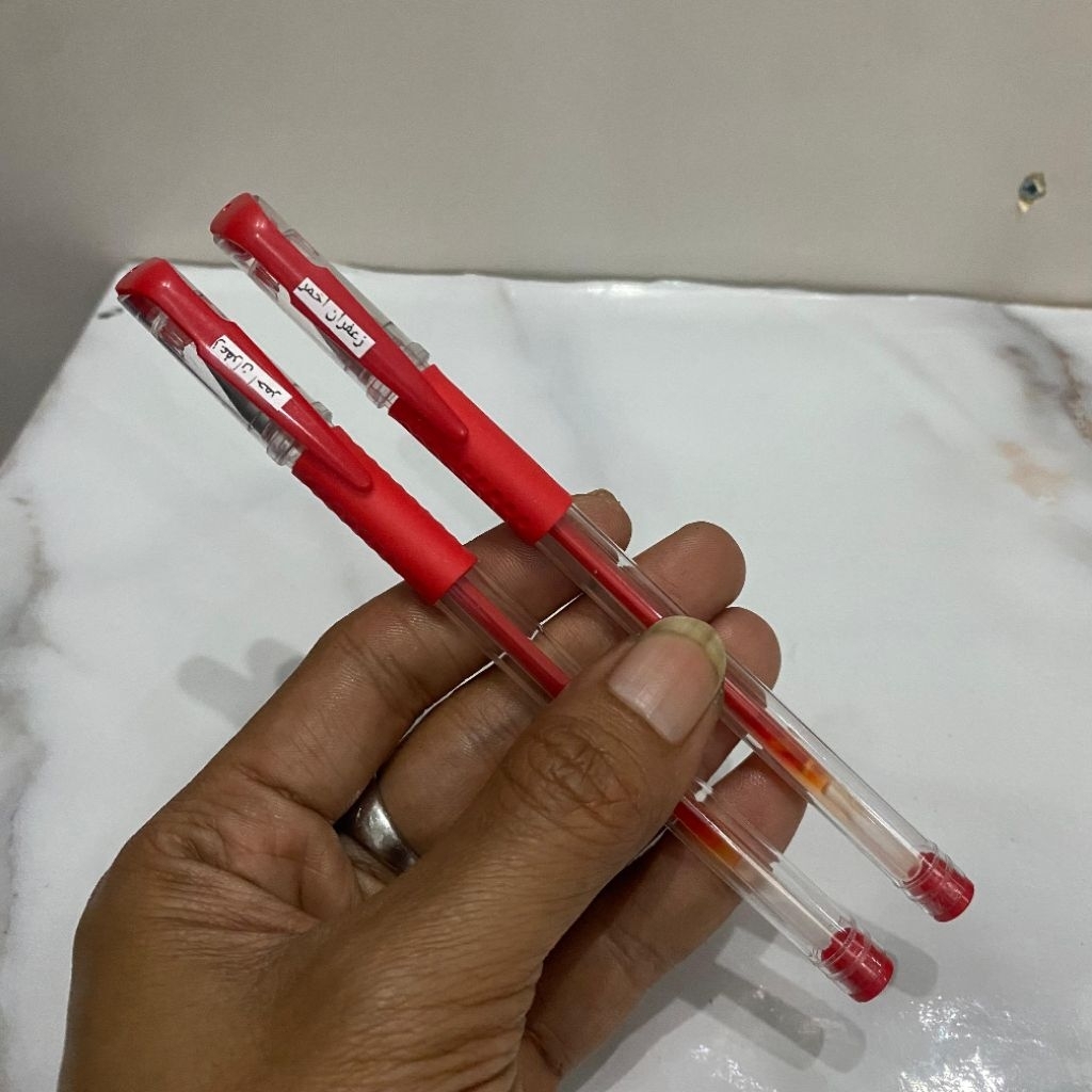 

pulpen japaron merah