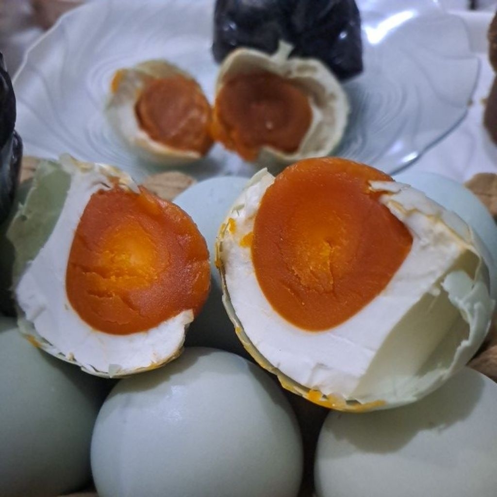 

Telur Asin organik khas brebes Masir dan Berminyak (MATANG)