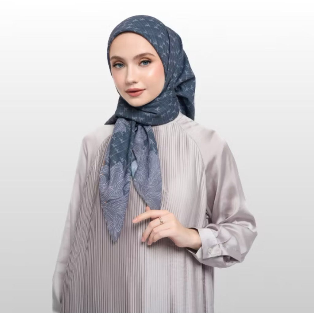 kamiidea monogram scarf