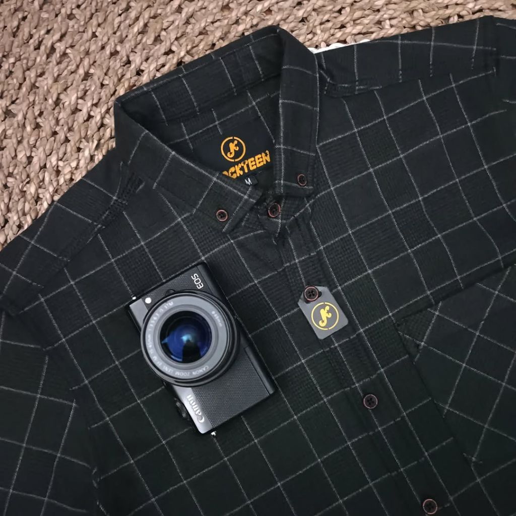 F2D Kemeja Flanel Blue Navy White Best Seller / flanel/hem pria/ flanel pria/ kemeja flanel/ eighty 