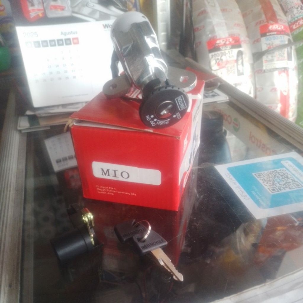 kunci kontak set depan belakang motor mio