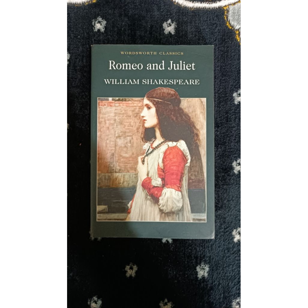 Romeo & Juliet - William Shakespeare