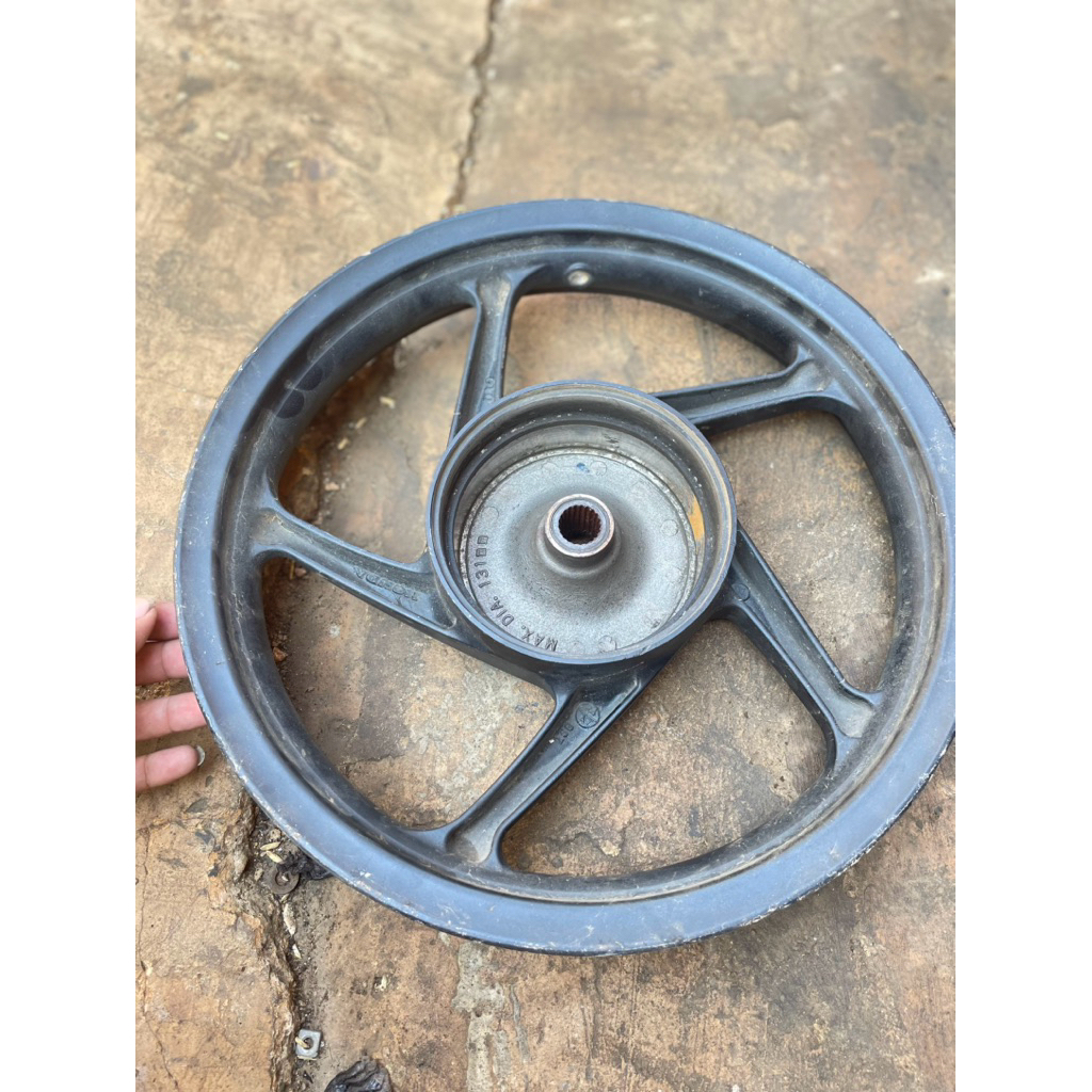 velg belakang vario techno 125 old