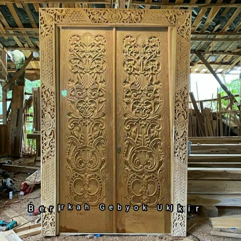 Pintu gebyok minimalis | pintu gebyok motif ukir lawasan ful kayu jati asli