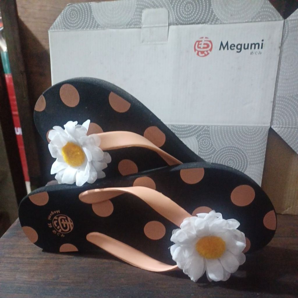 sandal jepit MEGUMI