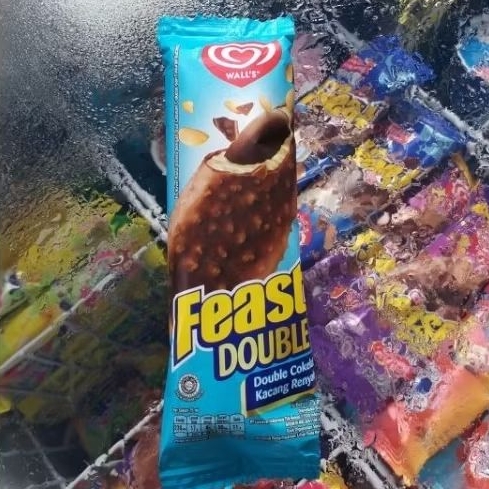 

Es Krim Ice Cream Walls Feast Double Chocolate 1 pcs