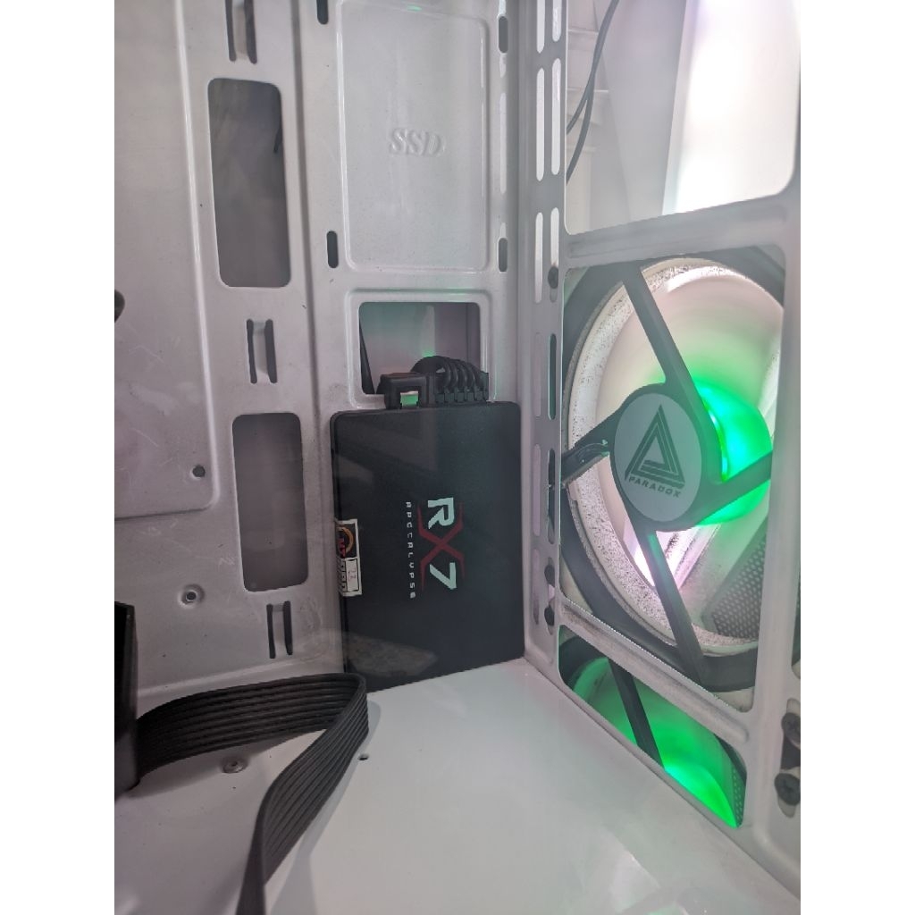 RX7 512GB SSD Sata Bekas Sentinel 100% dengan win 10