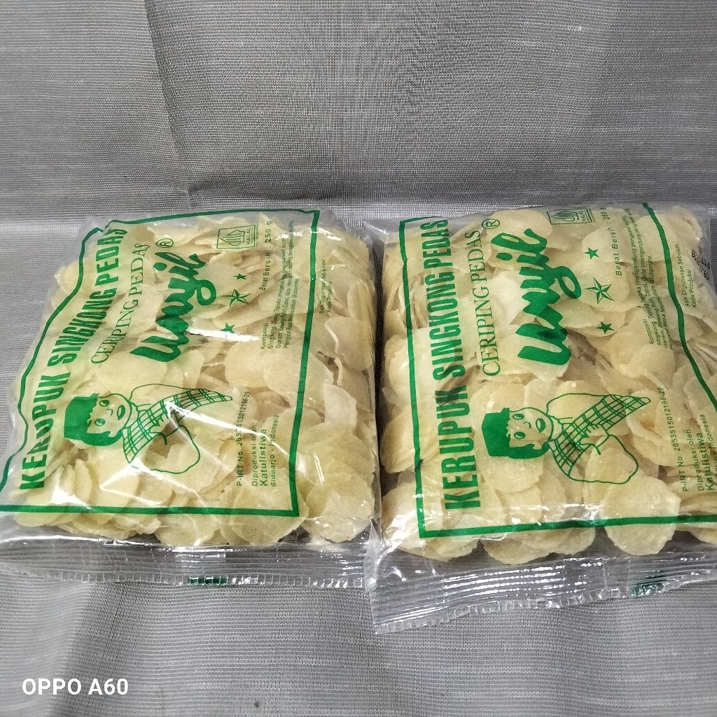 

(Pedas Lezat) 2 Bungkus Kerupuk Mentah / Kerupuk Unyil Pedas / Kerupuk Unyil Mentah