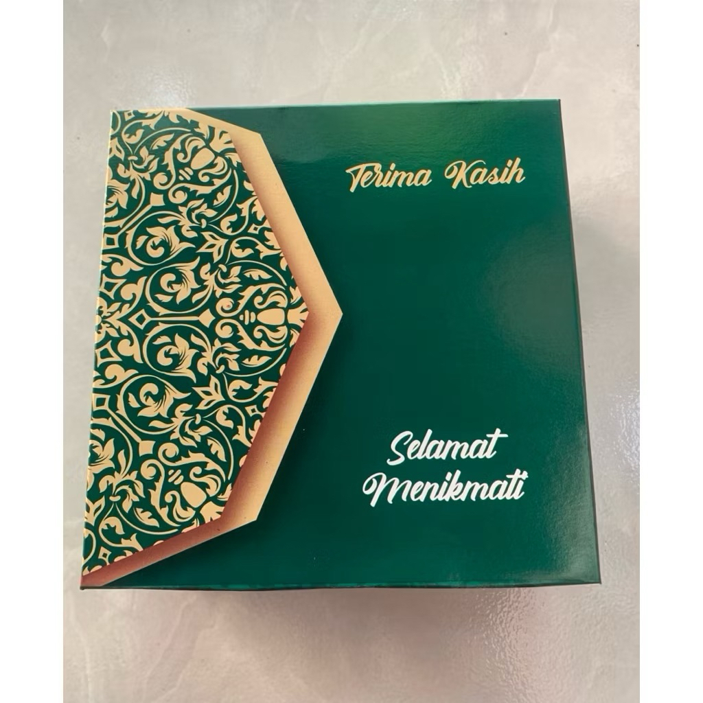 

50 Pcs Dus Nasi / Dus Kue Batik Hijau Uk 18x18x7|| Kardus Nasi Motif Tebal ||
