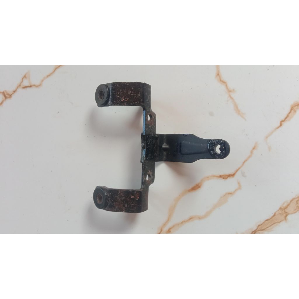 breket stoplamp tvs Neo 110 ORI dudukan lampu stop tvs Neo besi dudukan lampu belakang tvs Neo ori