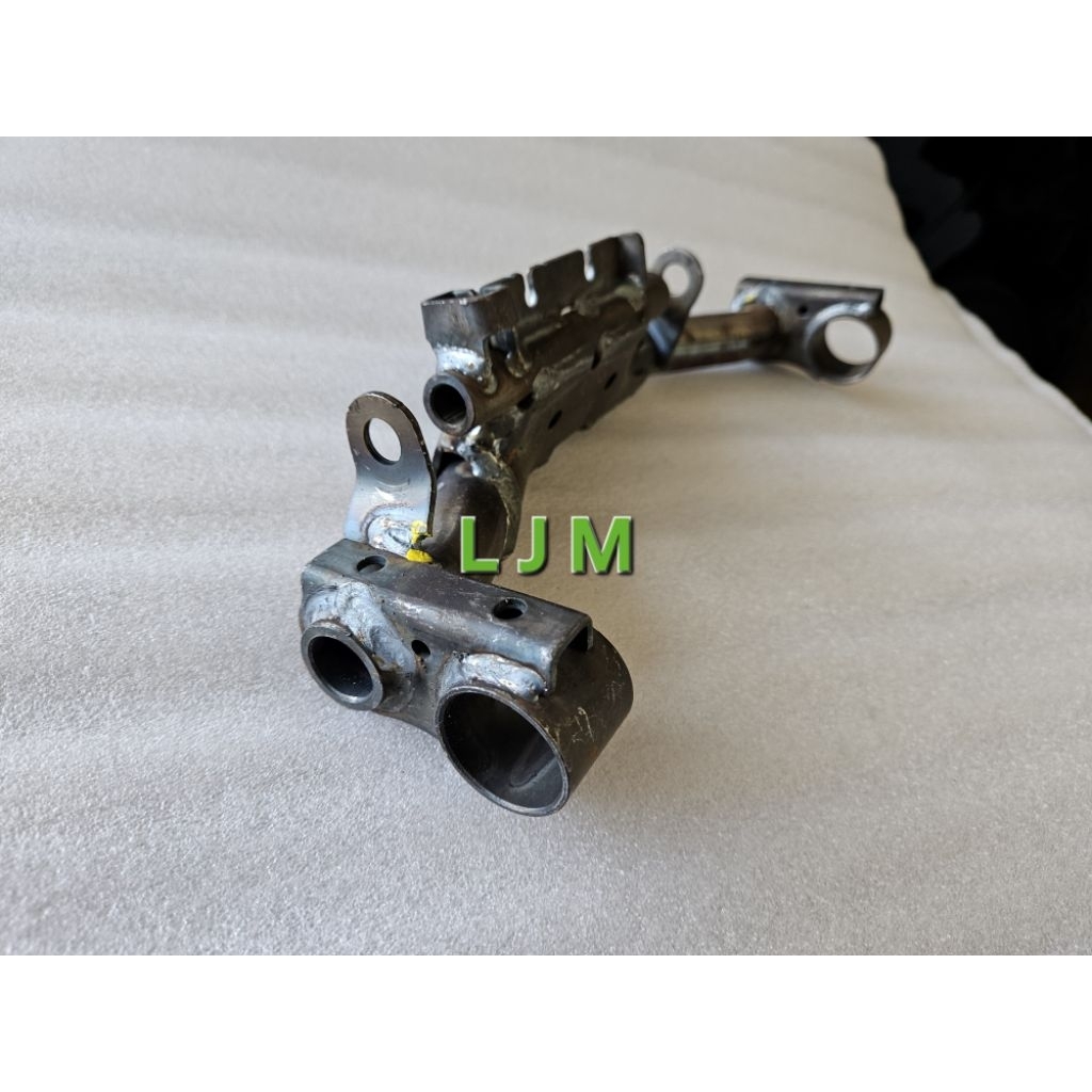 Engine Mounting / Gantungan Mesin Mentah Cocok Untuk Bahan Modif Honda Beat Deluxe Genio Scoopy New 