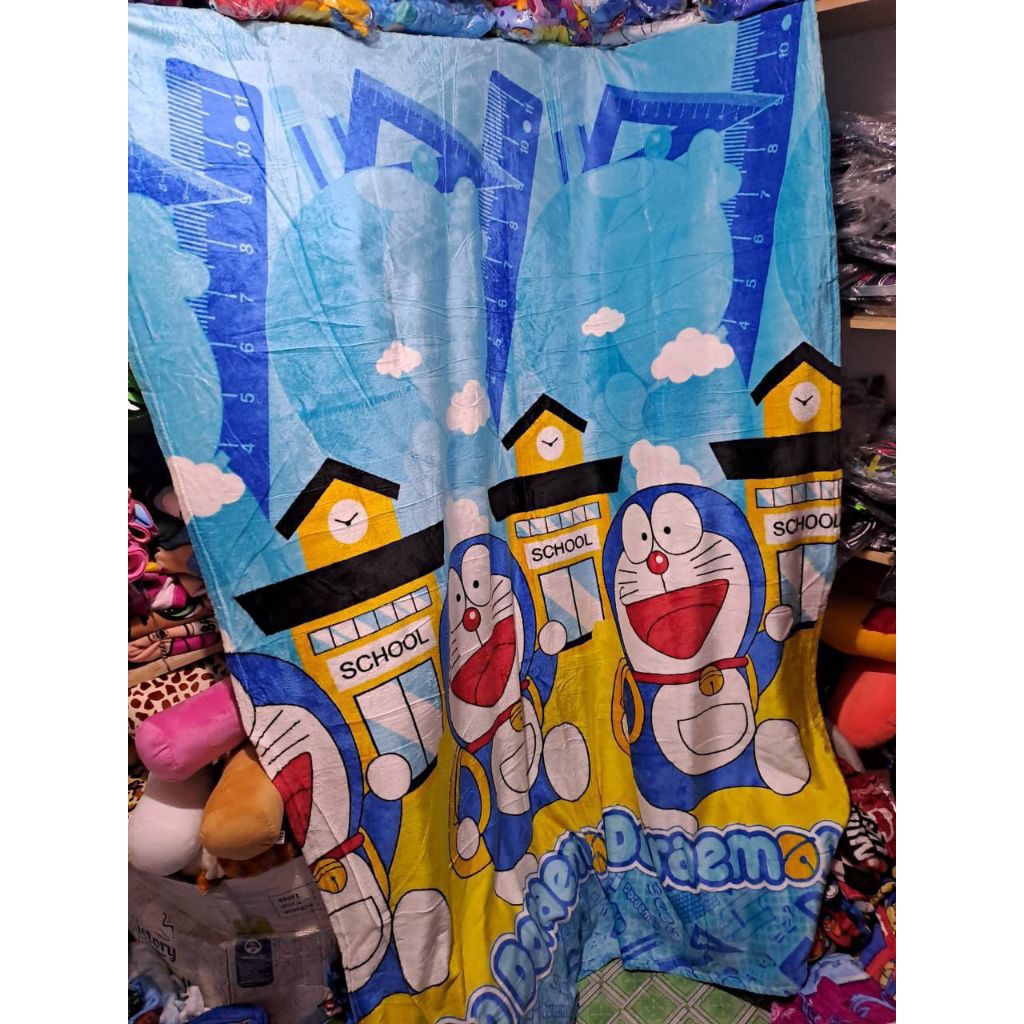 Selimut jumbo karakter Doraemon uk 150x200