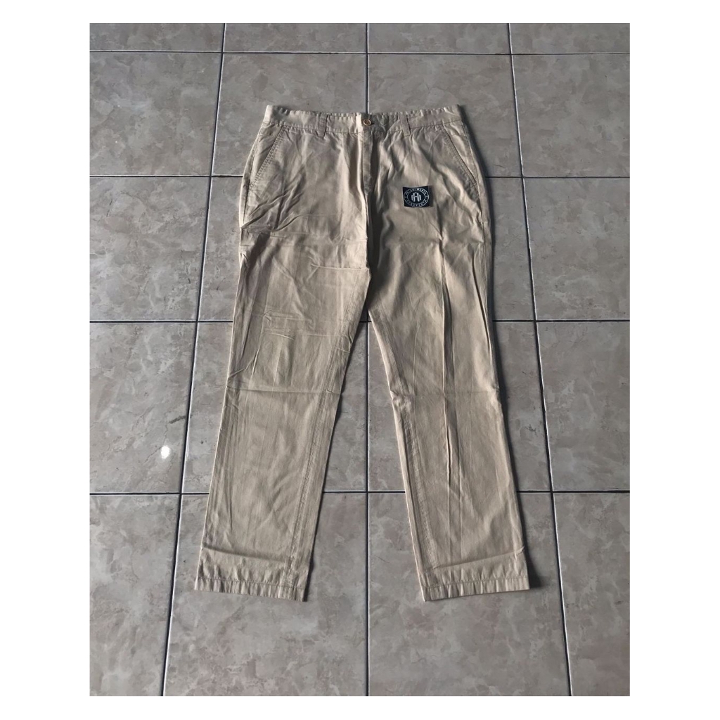 Celana chinos Codes Combine