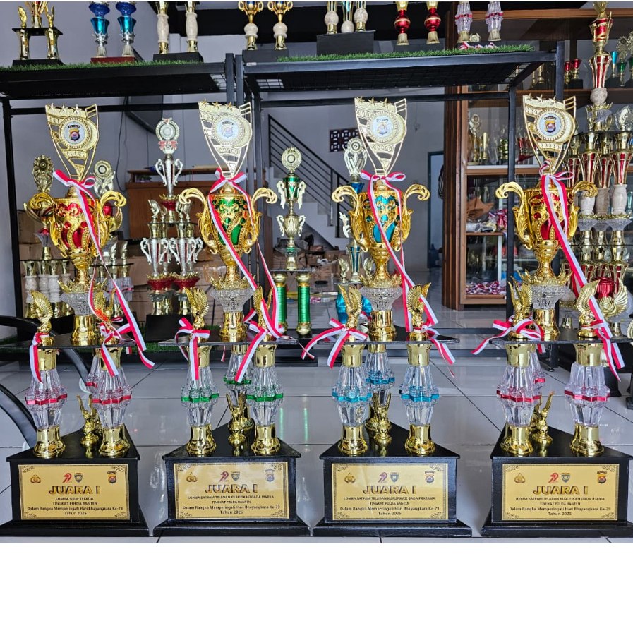 PIALA MURAH KAKI 3 HARGA /PC CUSTOM TULISAN HOLOGRAM