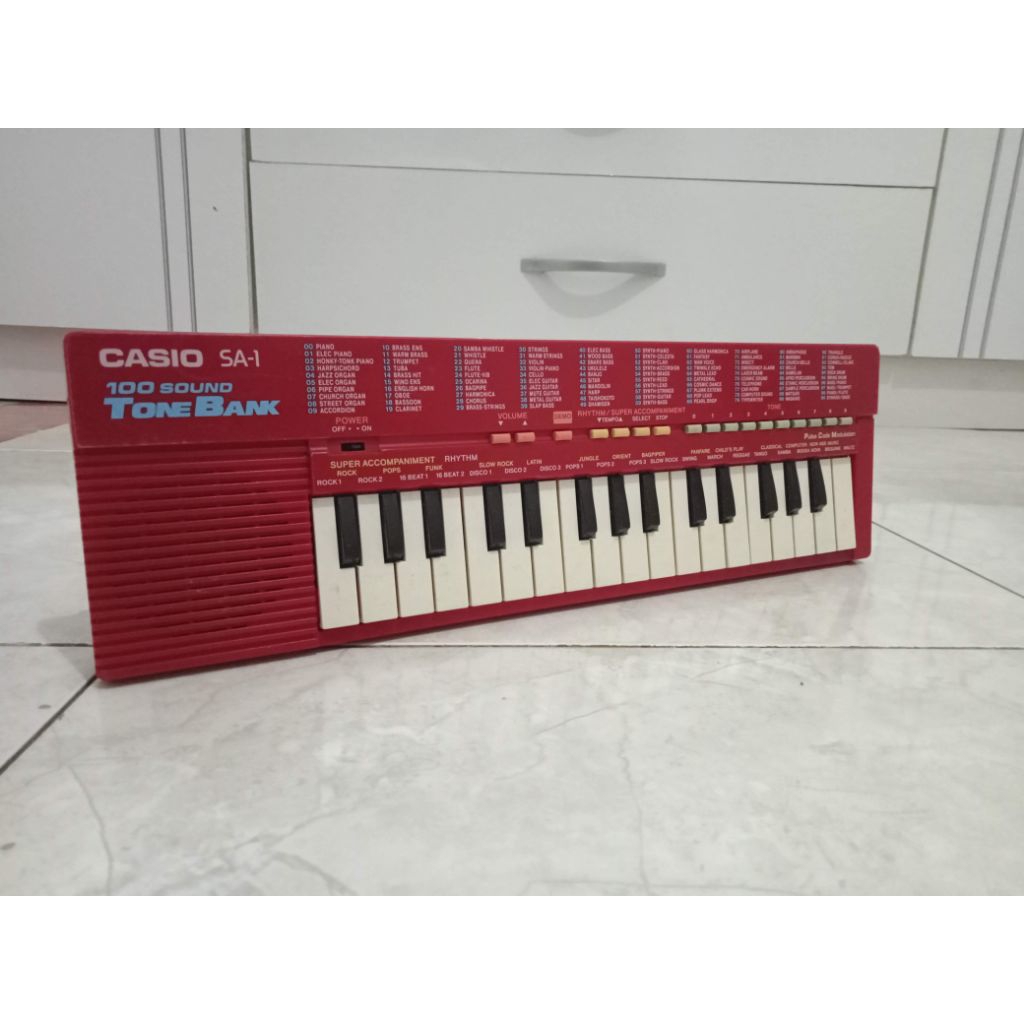 Piano CASIO SA1