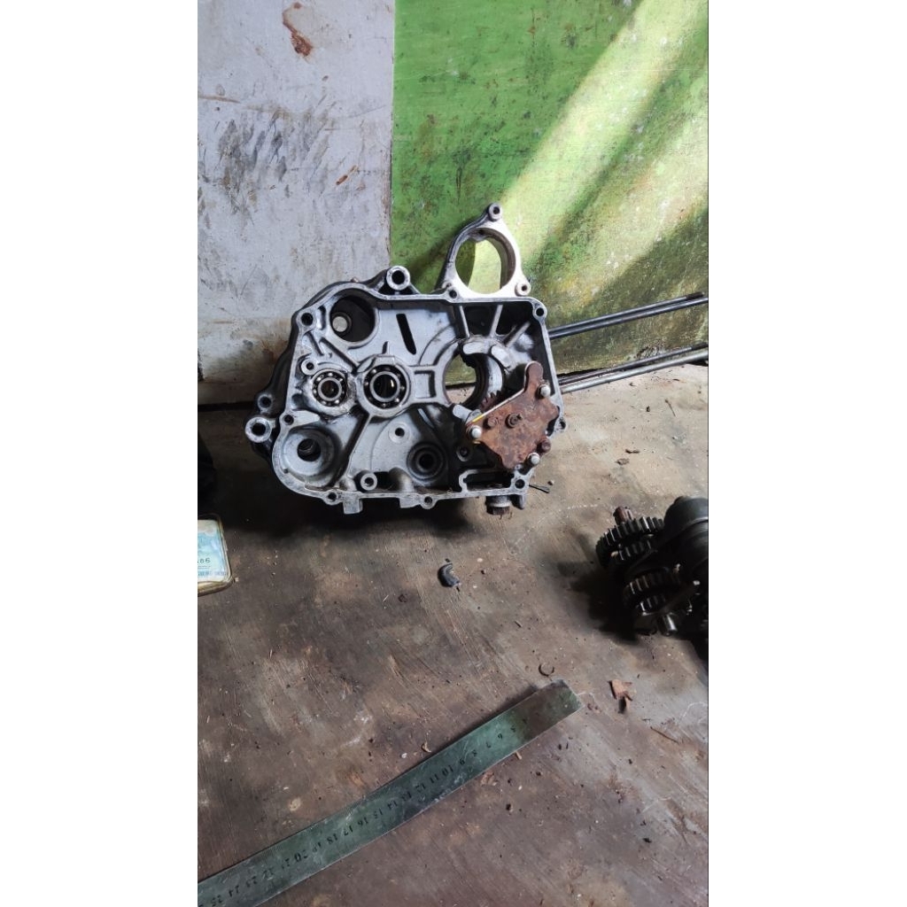 Krengkes kanan kiri Garuda pompa oli kanan untuk C series