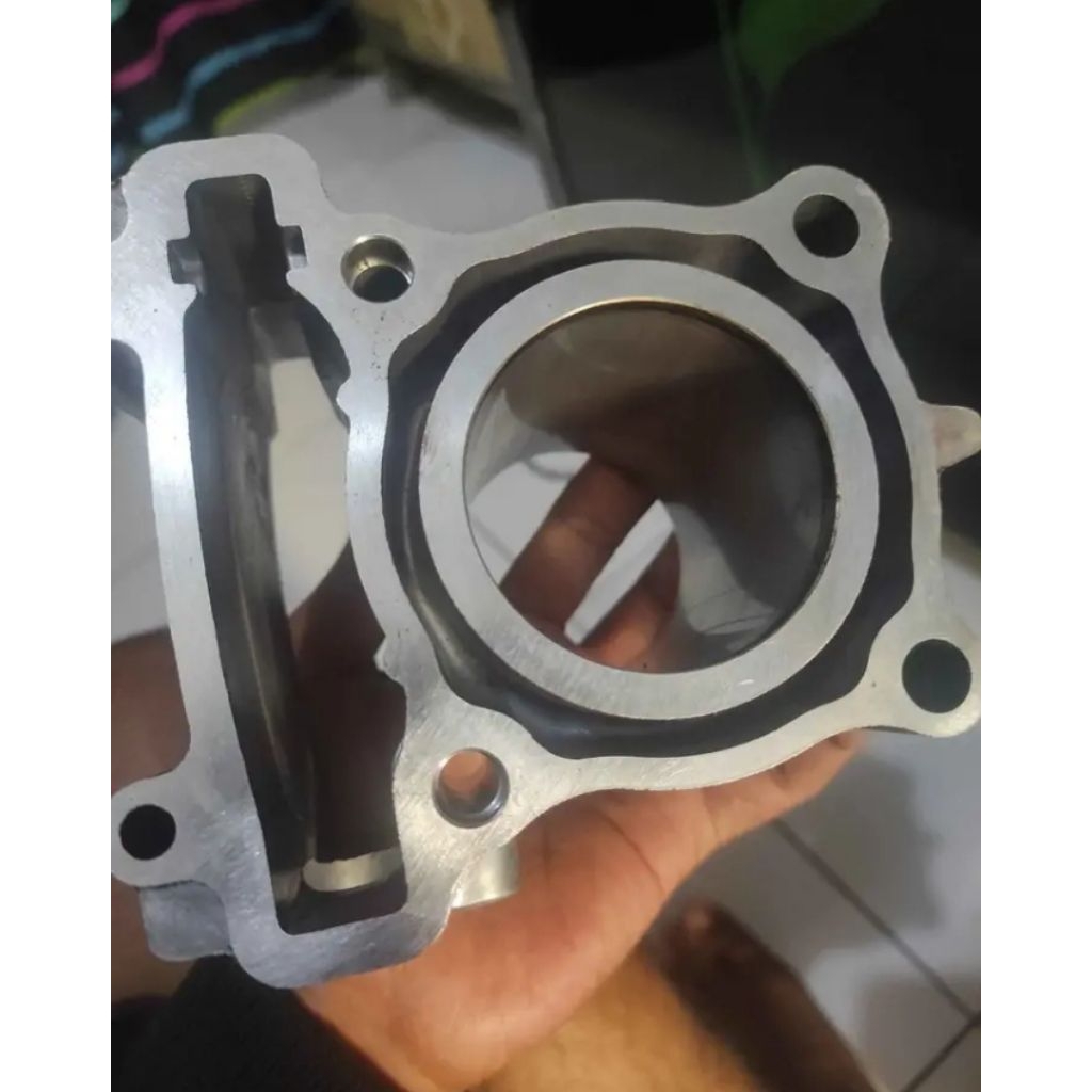 blok boring yamaha vixion dan r15 barang asli original copotan masih bagus,,