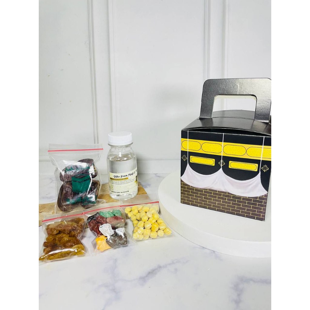 

Paket Hemat 50 Pcs Souvenir Gift Hampers Oleh-oleh Haji Dan Umroh Box/Dus Kabah Lengkap Isi Air Zam-zam 50 Ml