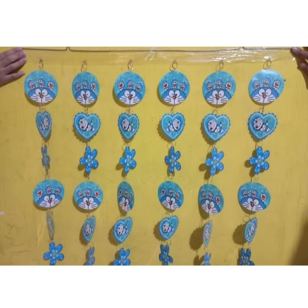 Tirai mika karakter/tirai pintu kamar