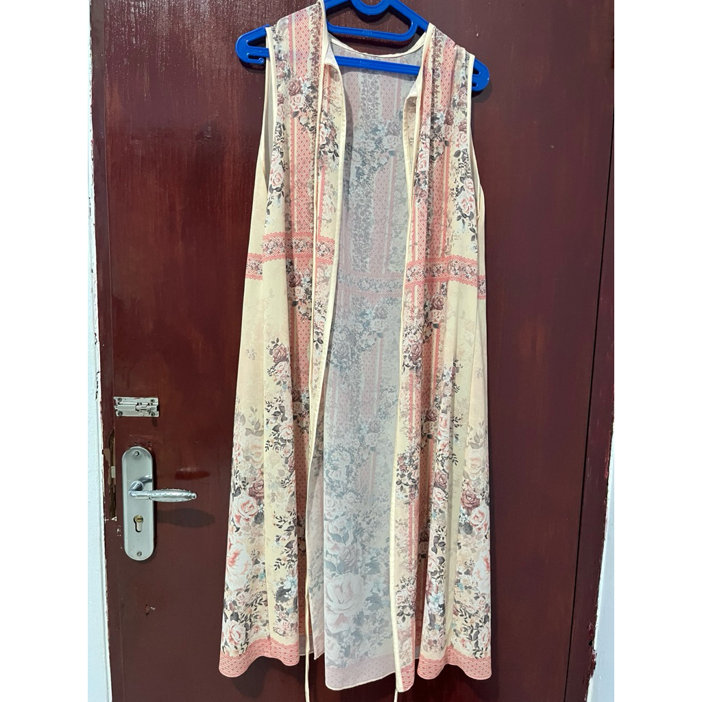 outer panjang motif bunga