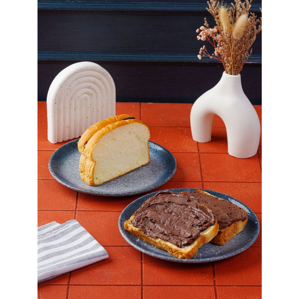 

Roti Sisir Cokelat Pomme Artisan Bakeshop and Juice