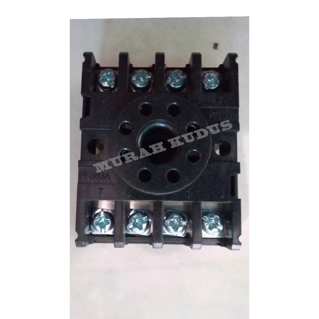 SOKET RELAY AC 220 PF083