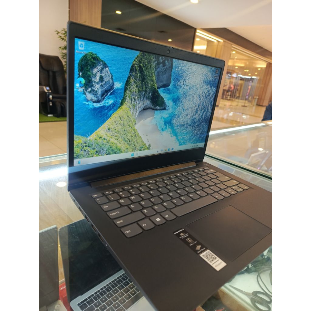 Lenovo Ideapad slim3