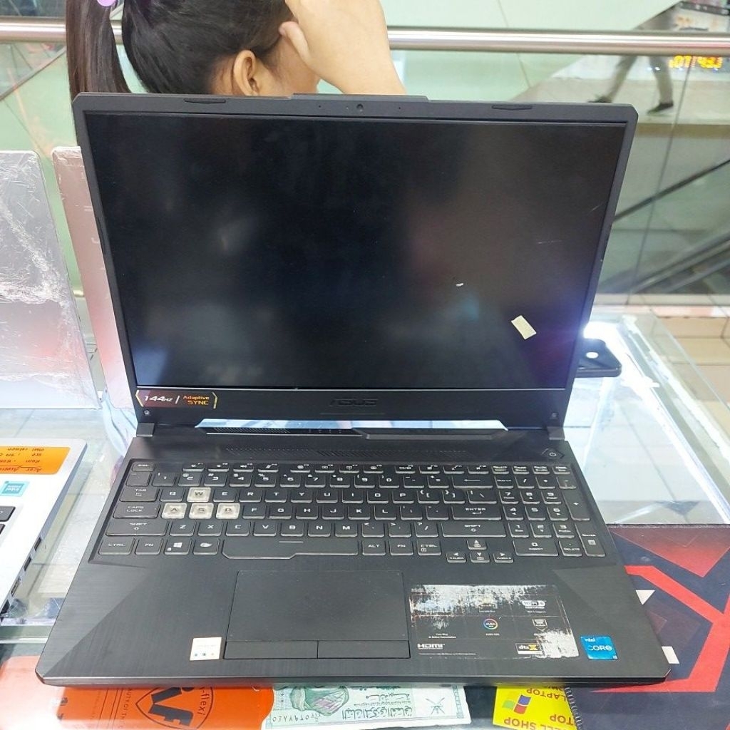Laptop Asus TUF GAMING FX506H core i5 gen 11 NVIDIA GeForce RTX 3050 Jual kondisi seperti ini mati t
