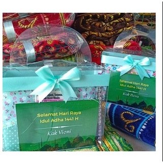 Mik Kotak Souvenir Sajadah Uk 21x7x20 TSS ( MIKA SAJA )