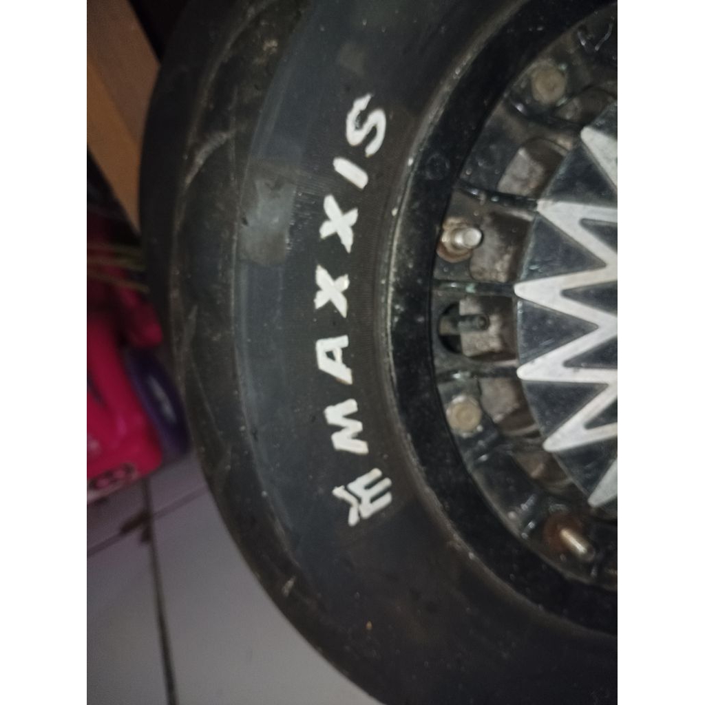 ban maxxis Vitra ct r10 d/b + ban dalam