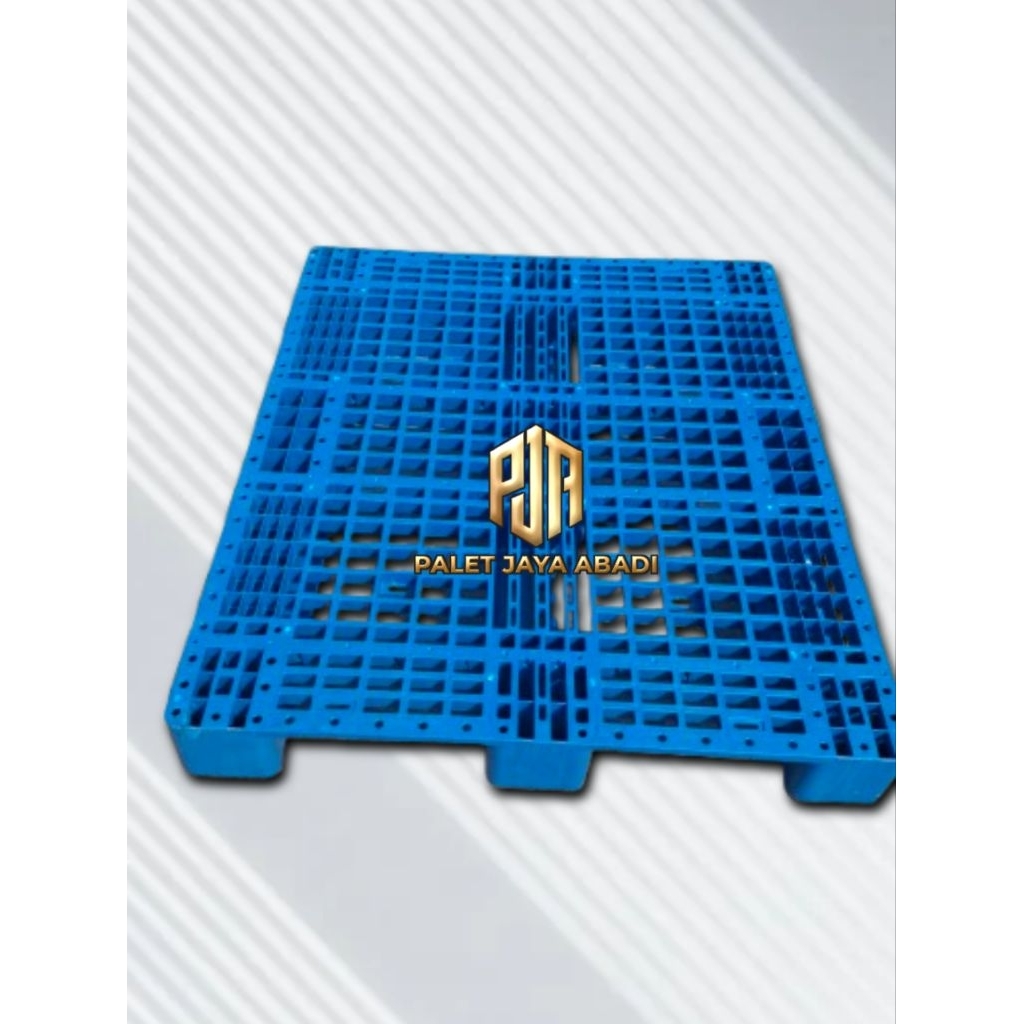 

Palet plastik bekas berkualitas Uk 130x110x15cm
