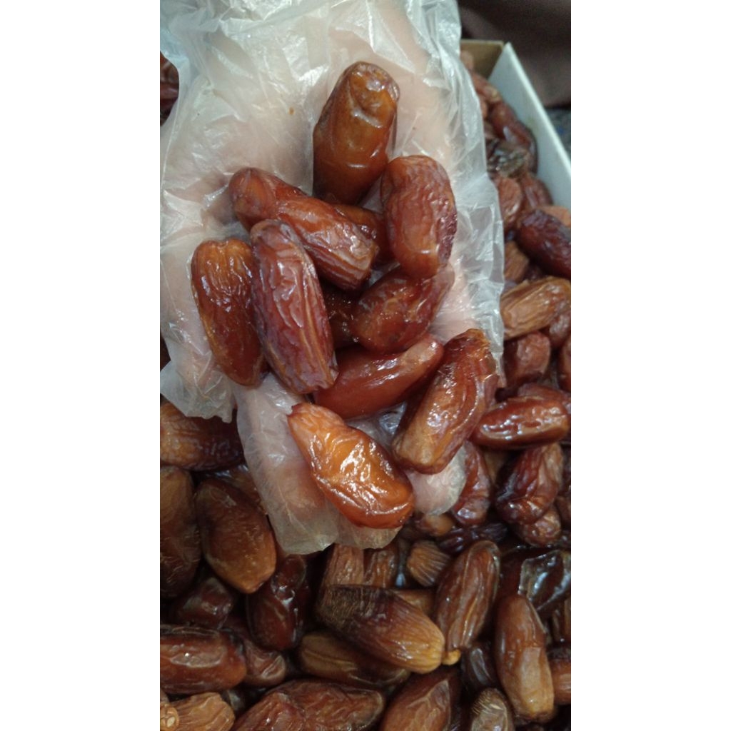 

Kurma Madu Al awael / Madu Libya / Haji umroh / Menu berbuka