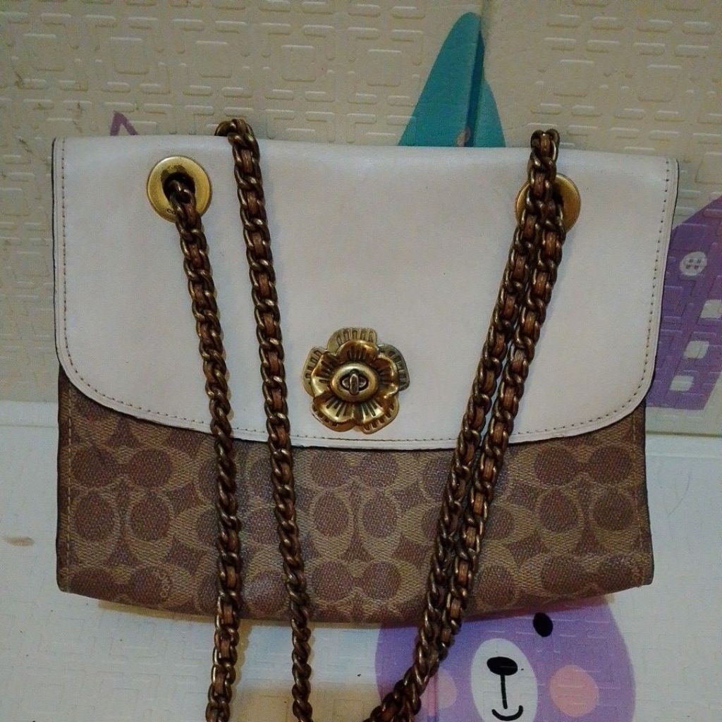 tas coa***ch preloved defect