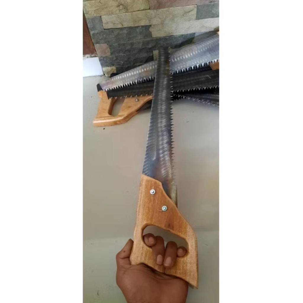 gergaji potong kayu potong triplek -gergaji tukang