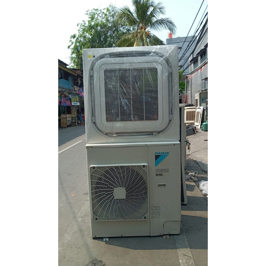 AC Daikin Thailand Inverter 5 PK R 410 second