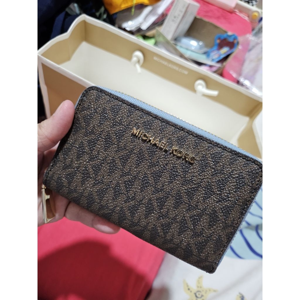 dompet michael kors preloved authentic like new