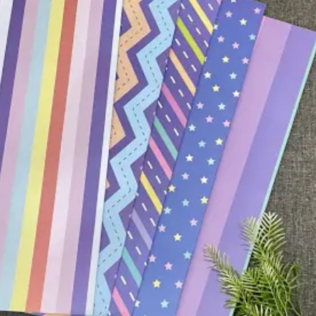 

kertas kado beragam motif murha tebal dan tidak mudah sobek