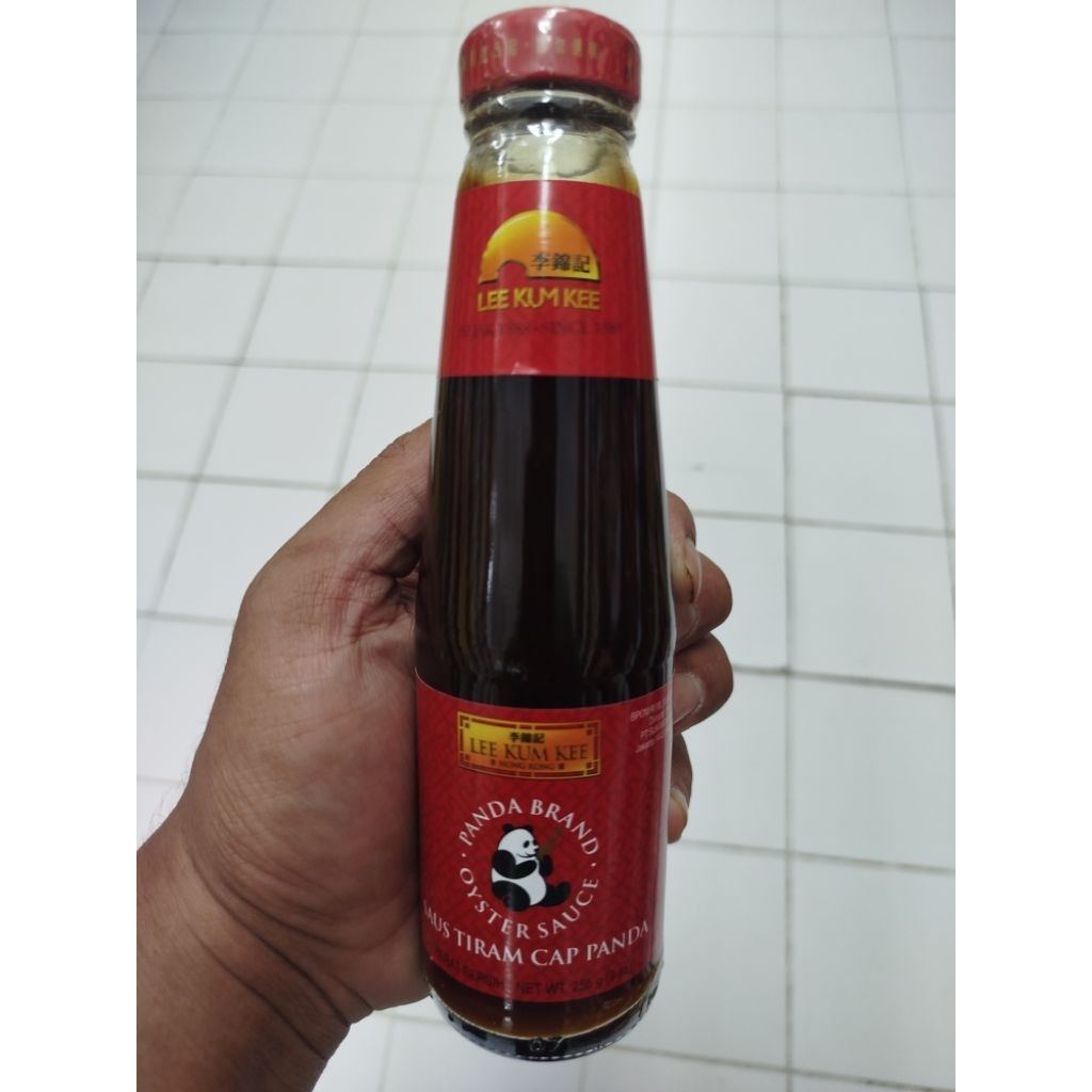 

LEE KUM KEE PANDA OYSTER SAUCE 255 GRM/PCS
