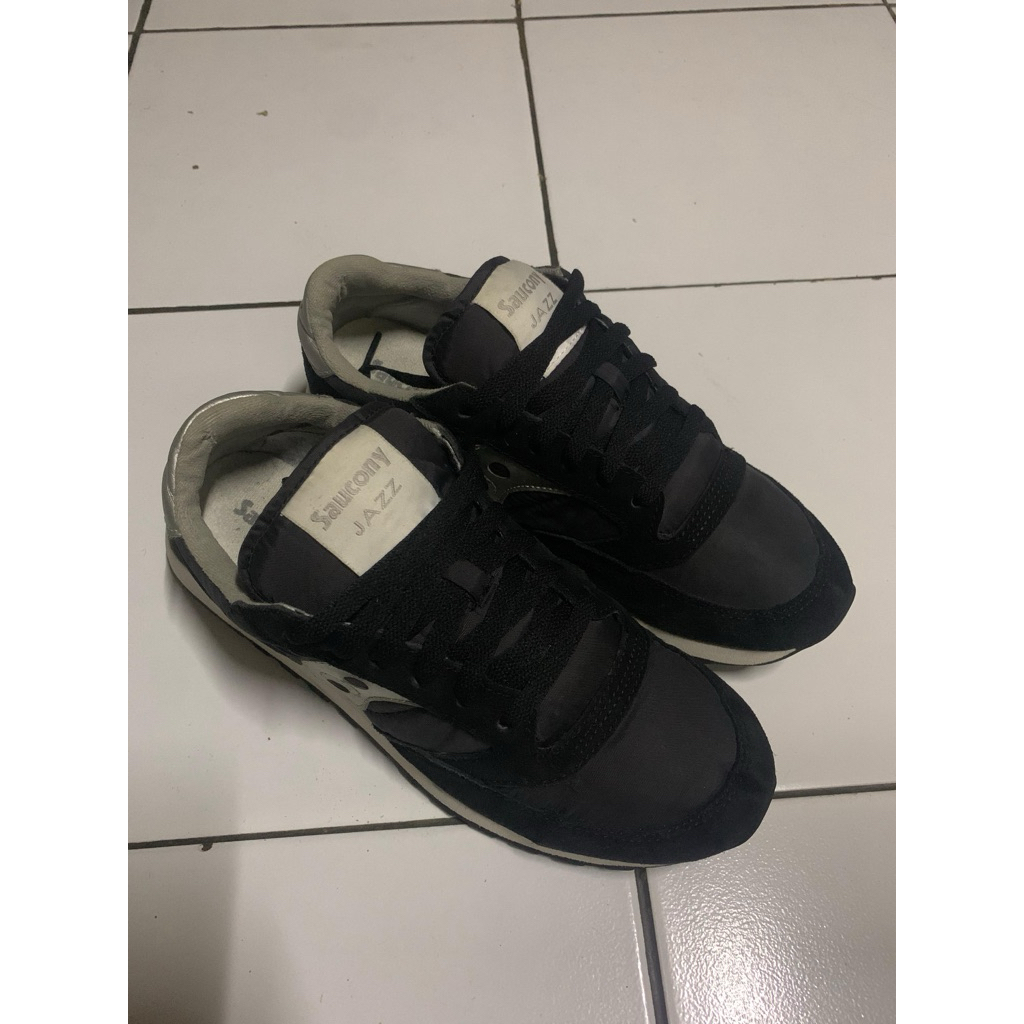 saucony jazz