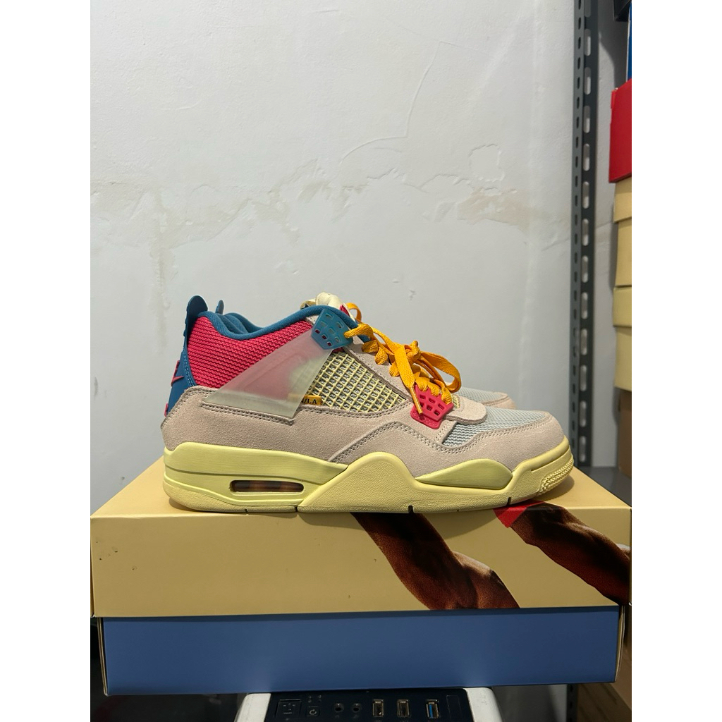 Air jordan 4 union guava ice (100% authentic)