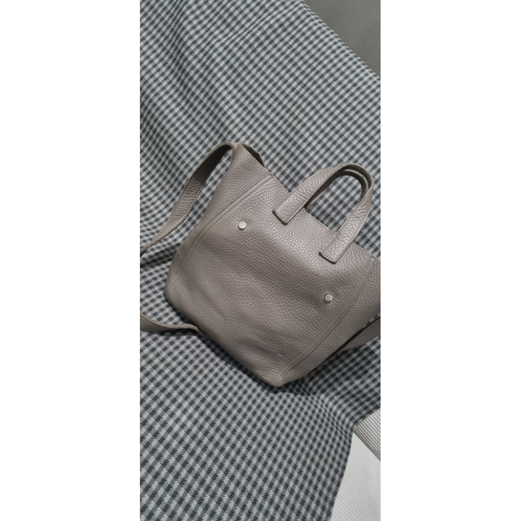 Tote Bag HoZe. Preloved Kulas Kulit Asli