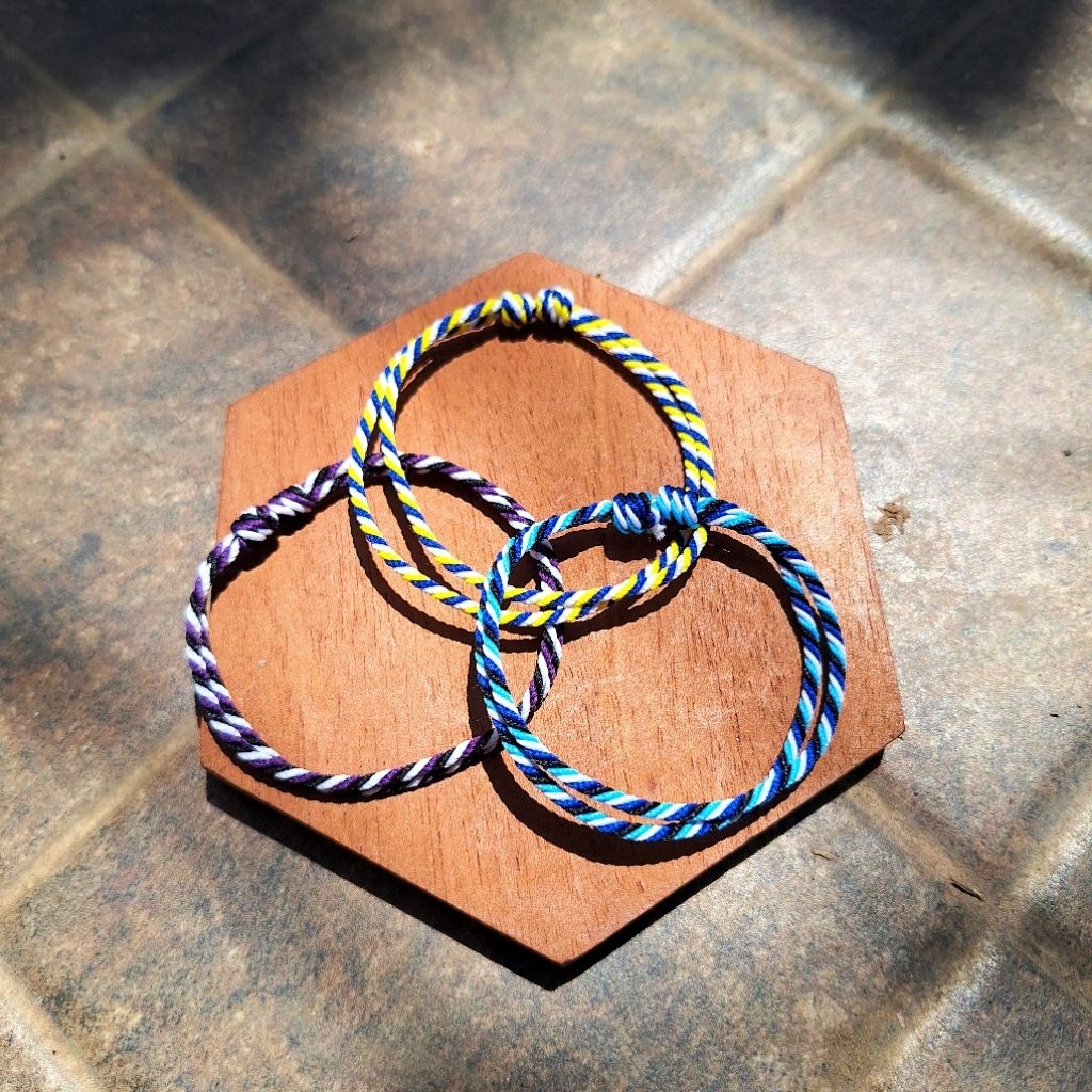 CRAFTDEWATA Set Gelang Trip Tali Polyester Adjustable Anti Air Gelang Kaki Simple Gelang Couple