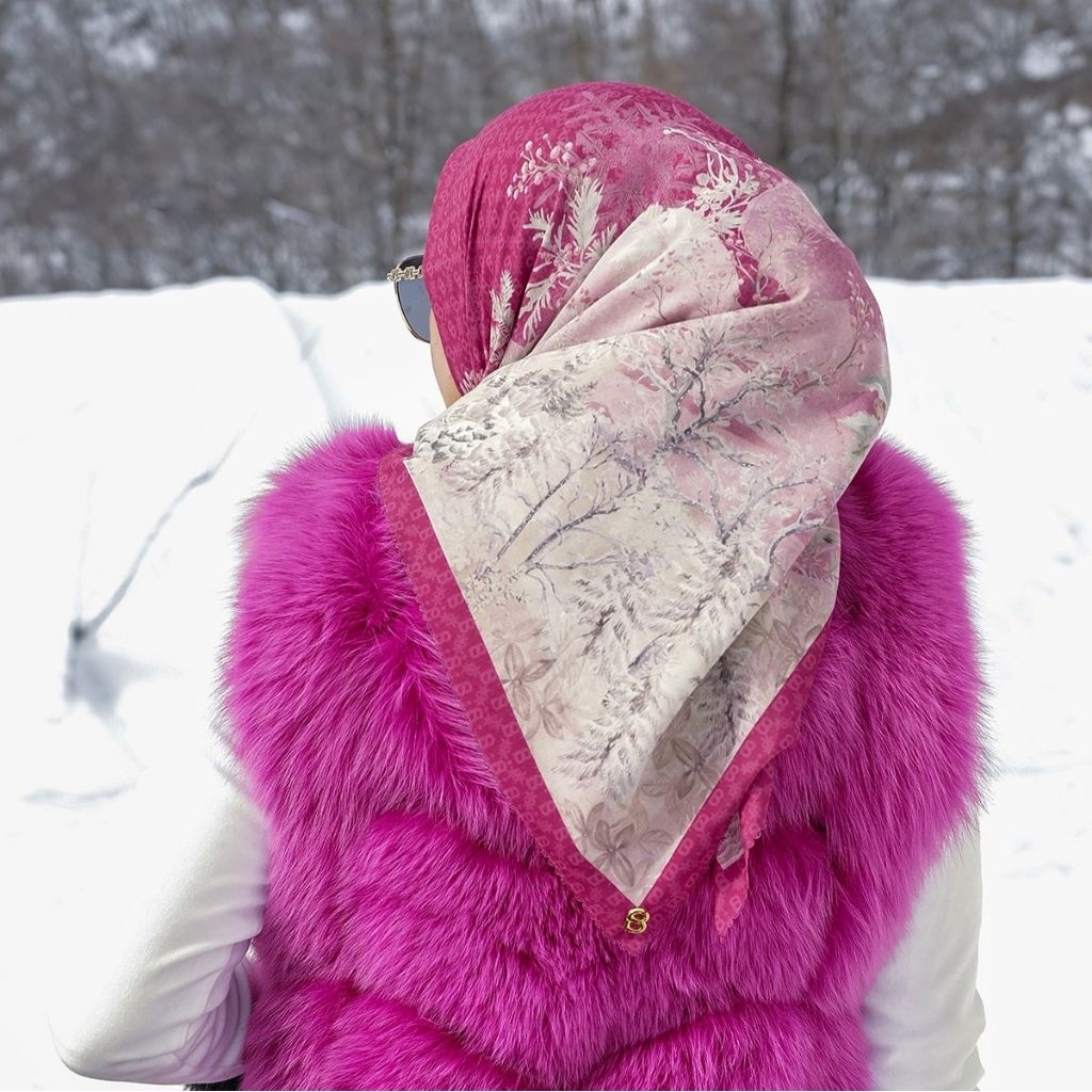 Buttonscarves WHS 2025 As Is Rare Item (NO BOX) (Holiday 1, Frozen, Chain 1, TLM 1, Ederra, Champ de